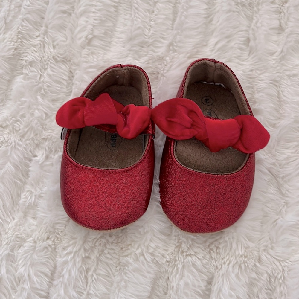 Baby girl shoes size 3.
